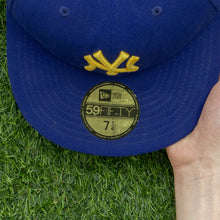 Load image into Gallery viewer, New York Yankees New Era 59FIFTY MLB Major League Baseball 6-Panel Flexfit Fitted Cap - One Size (7 1/4)
