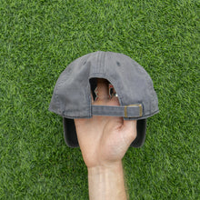 Load image into Gallery viewer, Boston Red Sox Embroidered MLB 6-Panel Baseball Cap - One Size
