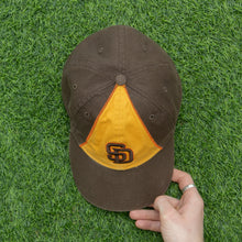 Load image into Gallery viewer, San Diego Padres MLB Major League Baseball Two Tone 6-Panel Flexfit Fitted Cap - One Size (L)
