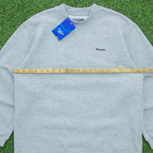 Load image into Gallery viewer, BNWT Women’s Reebok Essentials Small Spell Out Logo Embroidered Crewneck Grey Sweatshirt - M (12-14)
