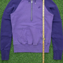 Load image into Gallery viewer, Women’s 2010 Nike Small Swoosh Embroidered Logo Raglan Quarter Zip Purple Hoodie - M (10-12)
