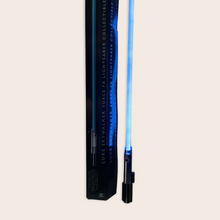 Load image into Gallery viewer, (2007) Star Wars Luke Skywalker Lightsaber SW 220 Master Replicas 30th Anniversary
