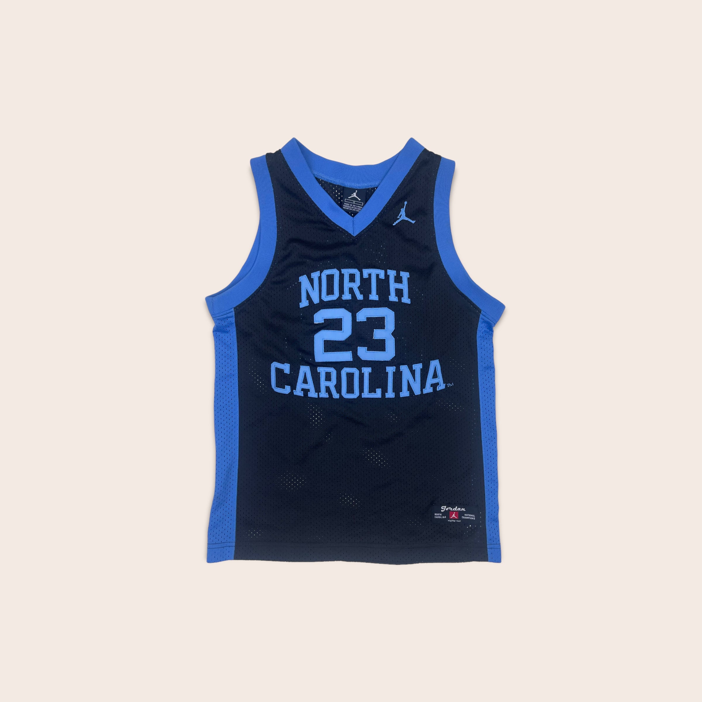 NORTH CAROLINA ＃23 バスケ　ゲームシャツ Throwback North Carolina #23 Jordan Basketball Jersey Adult