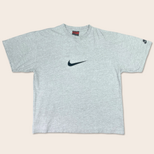 Load image into Gallery viewer, Nike embroidered centre swoosh t-shirt - L
