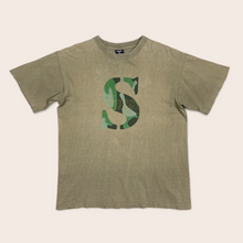 Load image into Gallery viewer, (1990’s) Stussy ‘S’ Camouflage logo graphic t-shirt - L
