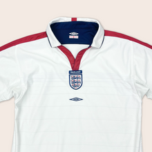 Load image into Gallery viewer, 2003/05 England Umbro ‘04 Euros Home Reversible Football Shirt - XS (YXL)
